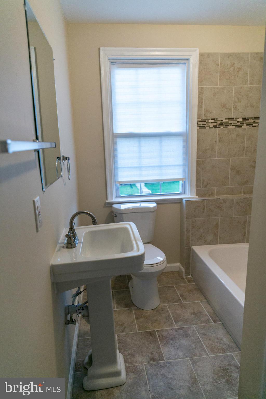 1805 Deveron Road Baltimore, MD 21286 - Photo 10 of 18 Bath