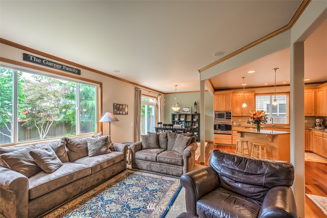 21219 37th Avenue Southeast Bothell, WA 98021 - Photo 10 of 25