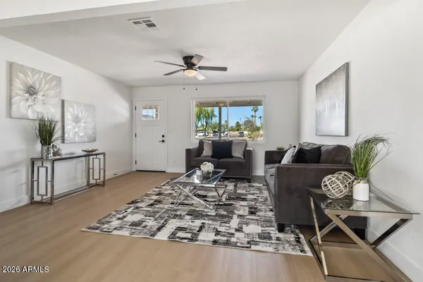 $459,000 | 1123 East Alice Avenue, Phoenix, AZ 85020