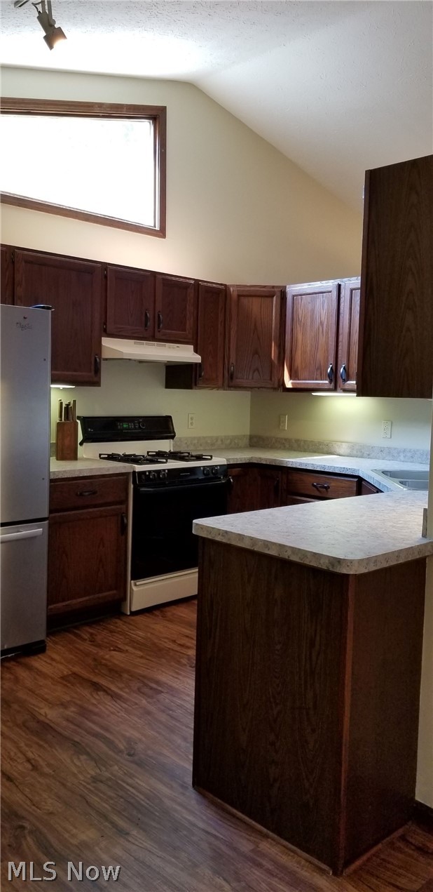 14806 Boston Road Strongsville, OH 44136 - Photo 3 of 28 Kitchen from Morning Room