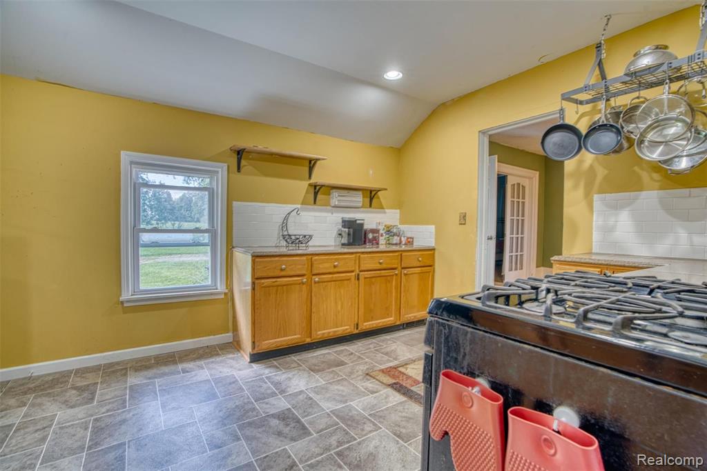 2980 Baseline Road Stockbridge, MI 49285 - Photo 14 of 28