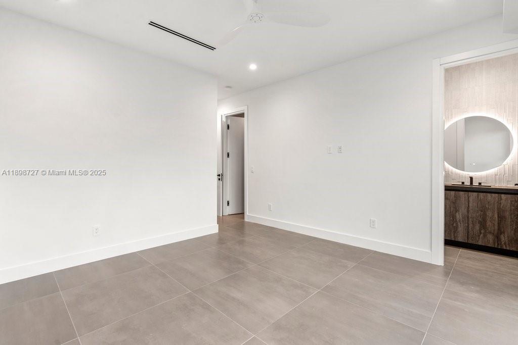 1215 Northeast 11th Avenue, Unit B Fort Lauderdale, FL 33304 - Photo 56 of 62