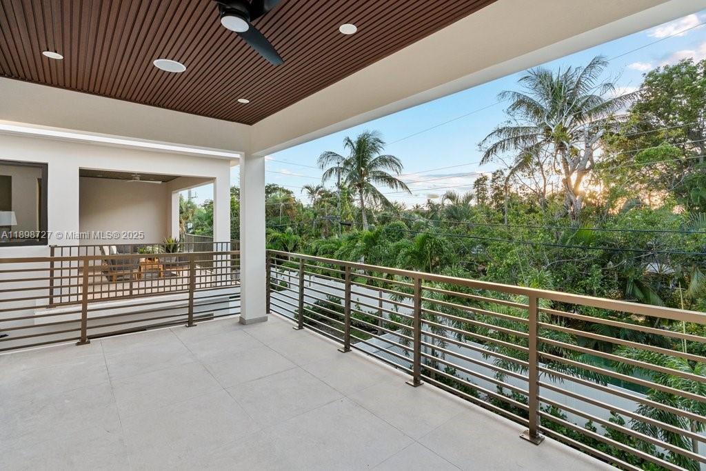 1215 Northeast 11th Avenue, Unit B Fort Lauderdale, FL 33304 - Photo 58 of 62