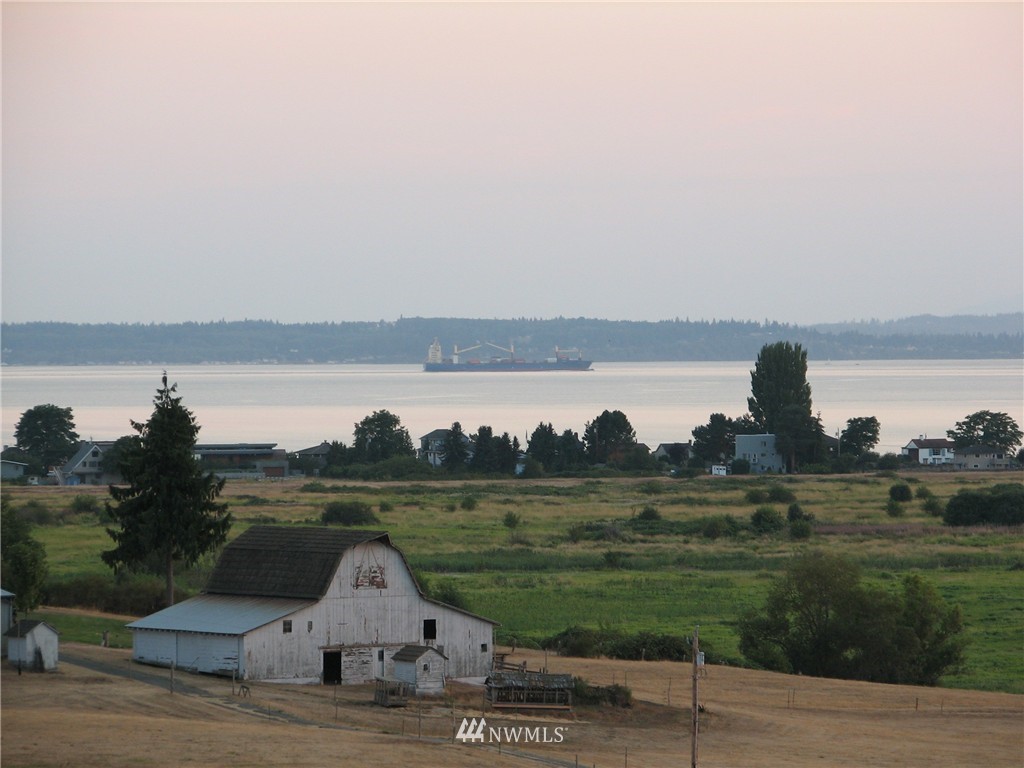 5834 Bayview Road Clinton, WA 98236 - Photo 1 of 25 Gallery Image 1