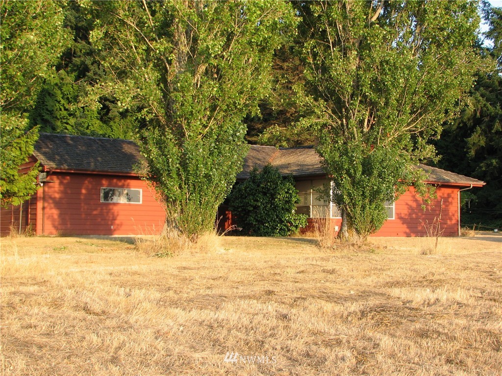 5834 Bayview Road Clinton, WA 98236 - Photo 23 of 25 Gallery Image 23