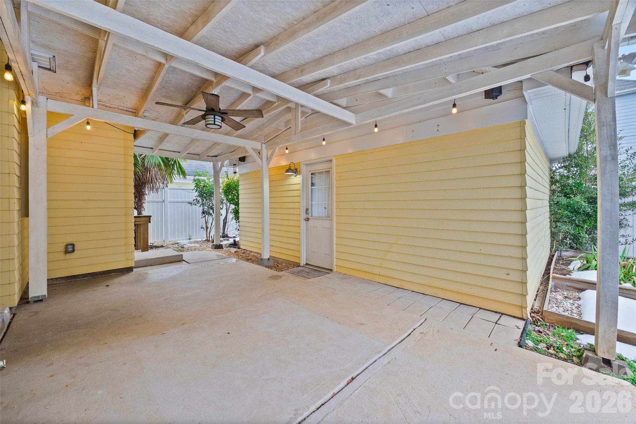 8123 Bud Henderson Road Huntersville, NC 28078 - Photo 39 of 48 a view of a garage