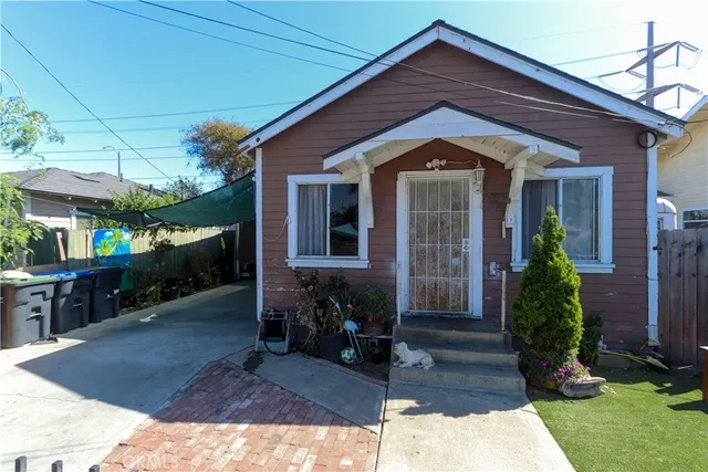 $775,000 | 212 East Adams Street, Santa Ana, CA 92707