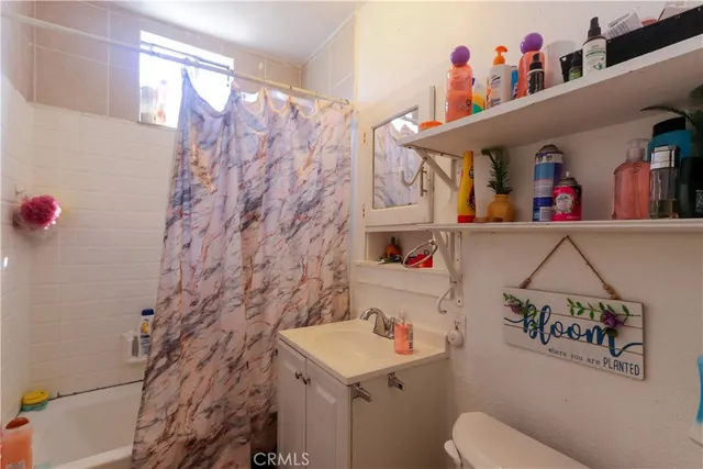 $775,000 | 212 East Adams Street, Santa Ana, CA 92707