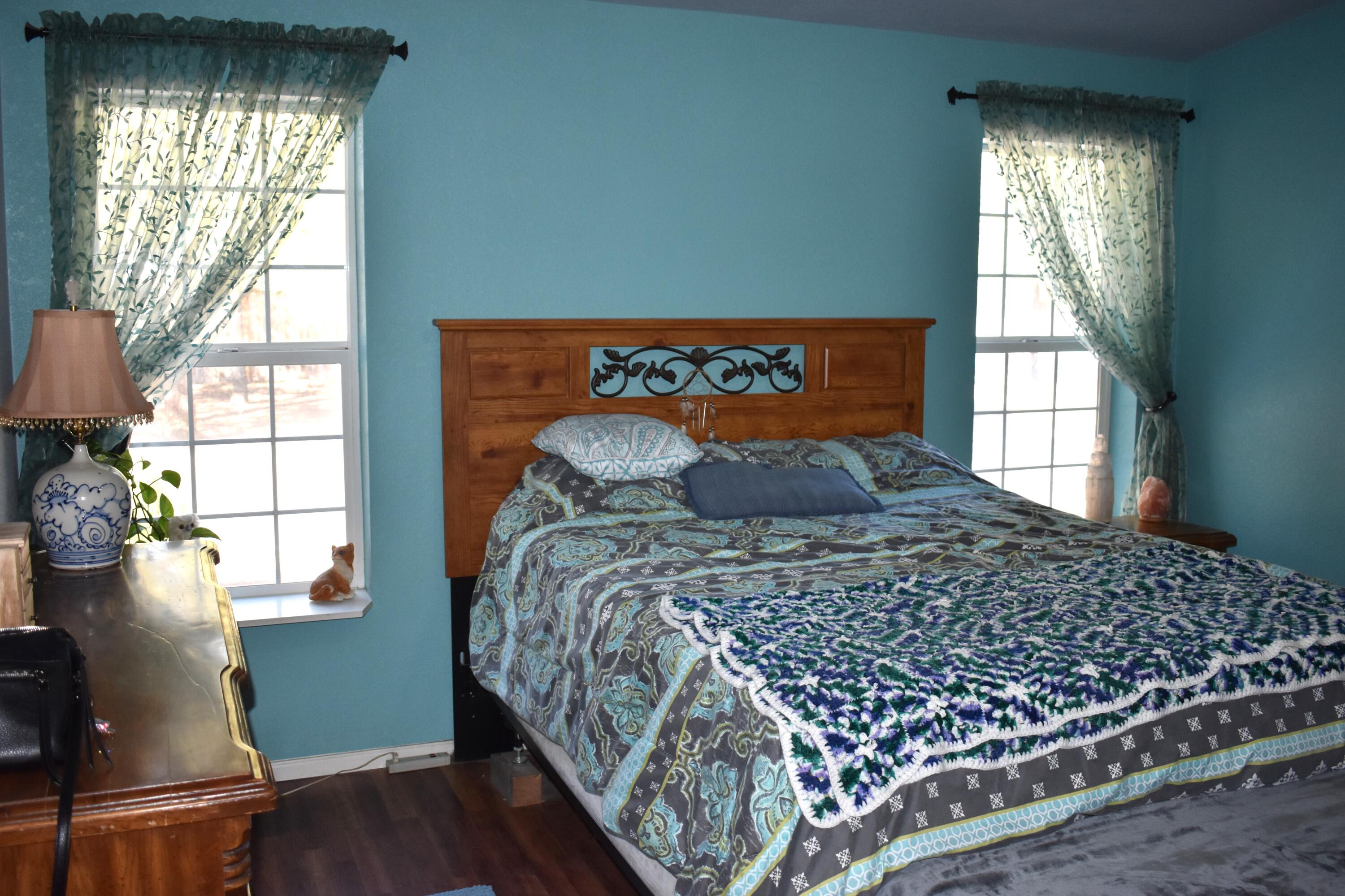 15985 Dawn Road La Pine, OR 97739 - Photo 45 of 63 Primary Bedroom