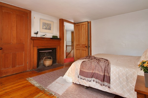 181 Walnut Street Brookline, MA 02445 - Photo 5 of 6