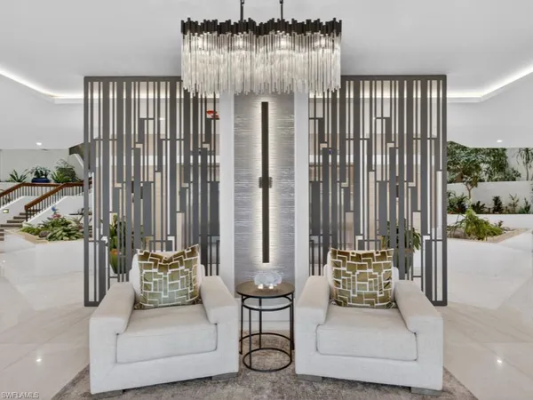 $895,000 | 6001 Pelican Bay Boulevard, Unit 503, Naples, FL 34108