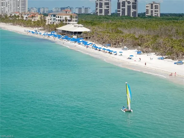 $895,000 | 6001 Pelican Bay Boulevard, Unit 503, Naples, FL 34108