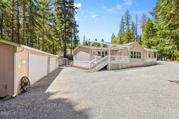 $675,000 | 4300 Pleasant Creek Road, Rogue River, OR 97537