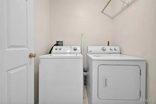 $159,900 | 420 Benton Drive, Unit G, St. Peters, MO 63376