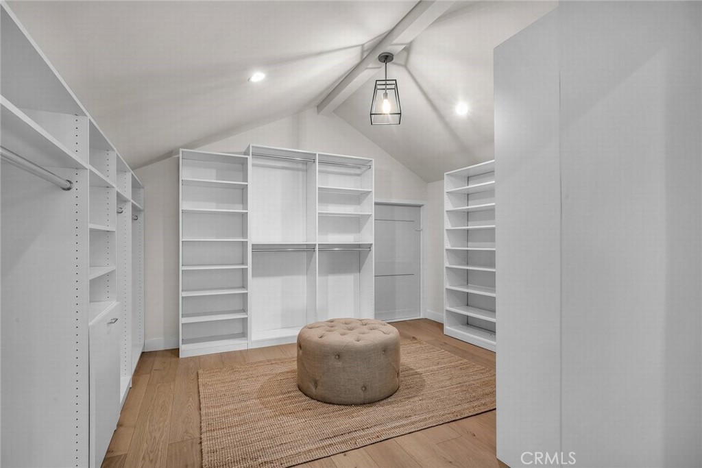 5110 Greenbush Avenue Sherman Oaks, CA 91423 - Photo 30 of 40 a room with furniture and a window