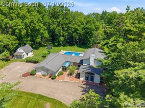 670 West Snell Road Rochester, MI 48306 - Photo 2 of 76