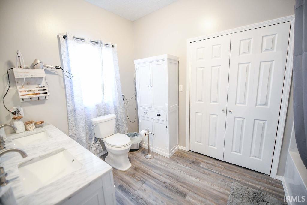 2320 South Walnut Road Bloomfield, IN 47424 - Photo 17 of 32
