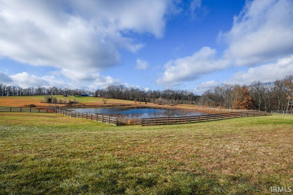 2320 South Walnut Road Bloomfield, IN 47424 - Photo 8 of 32