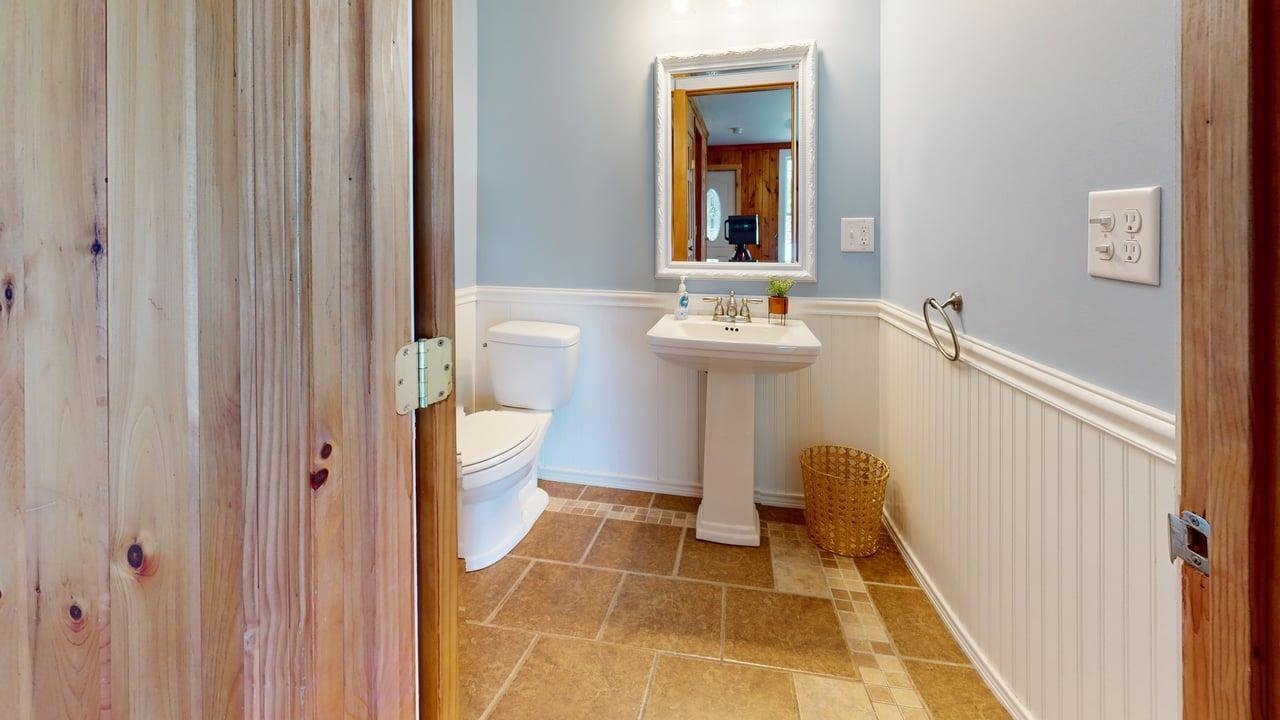 20 4th Street Swanton, VT 05488 - Photo 17 of 51