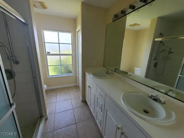 $2,250 | 101 Northwest 13th Street, Cape Coral, FL 33993