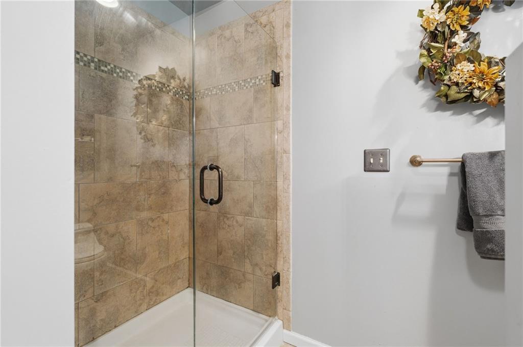 127 Spring Valley Road Valencia, PA 16059 - Photo 37 of 47 Gallery Image 37