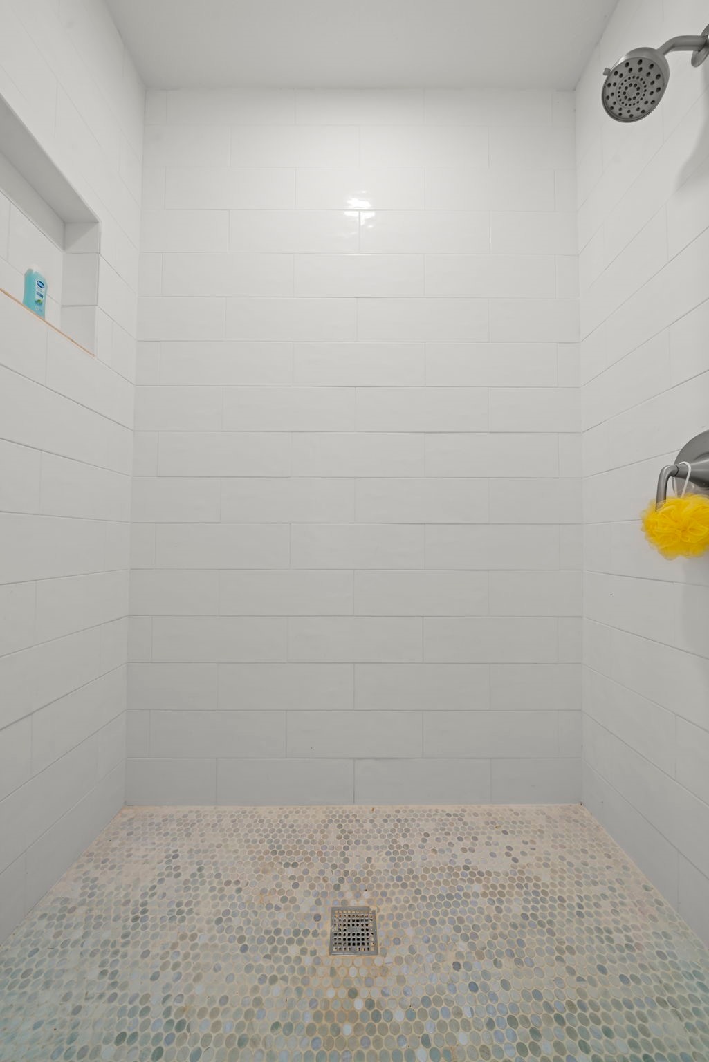 3582 County Road 476 Palacios, TX 77465 - Photo 16 of 31 a view of a small space