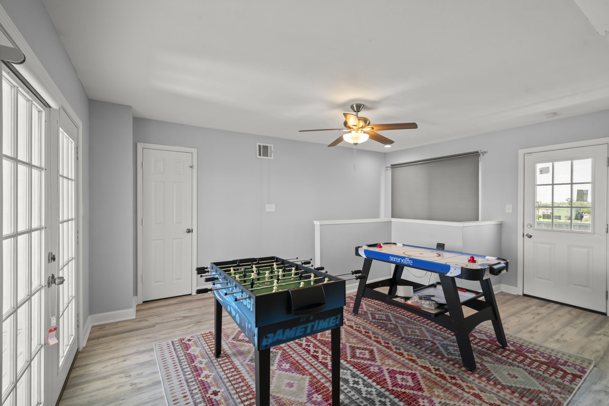 3582 County Road 476 Palacios, TX 77465 - Photo 21 of 31 a living room with furniture and a window