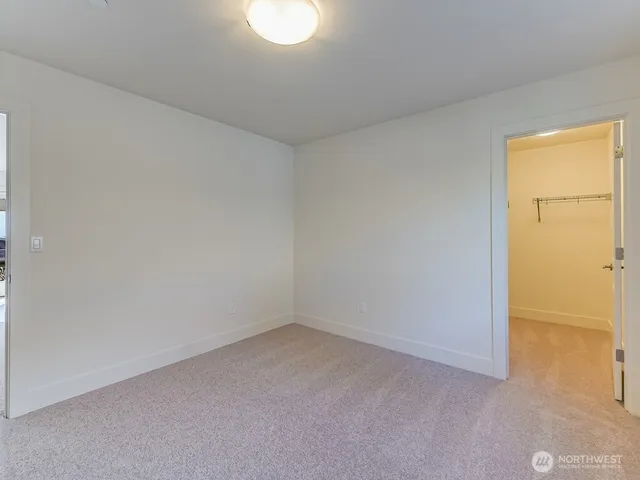 $989,000 | 11624 42nd Avenue South, Tukwila, WA 98168