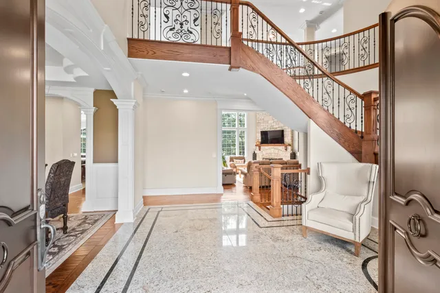 $1,650,000 | 17-w033 87th Street, Willowbrook, IL 60527