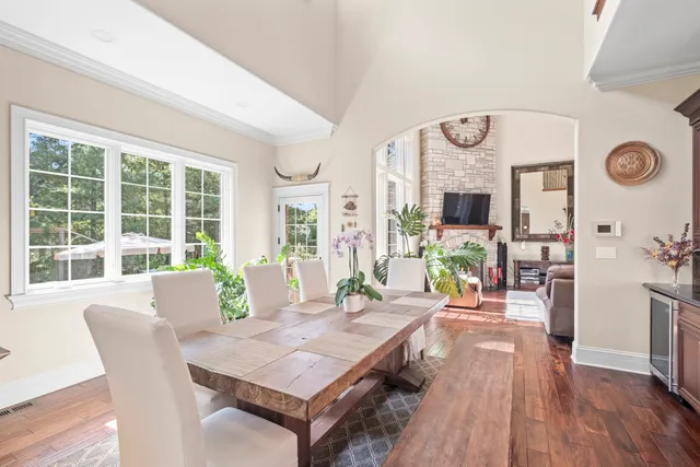 $1,650,000 | 17-w033 87th Street, Willowbrook, IL 60527