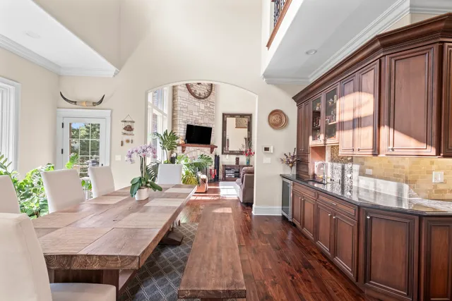 $1,650,000 | 17-w033 87th Street, Willowbrook, IL 60527