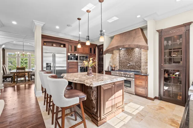 $1,650,000 | 17-w033 87th Street, Willowbrook, IL 60527