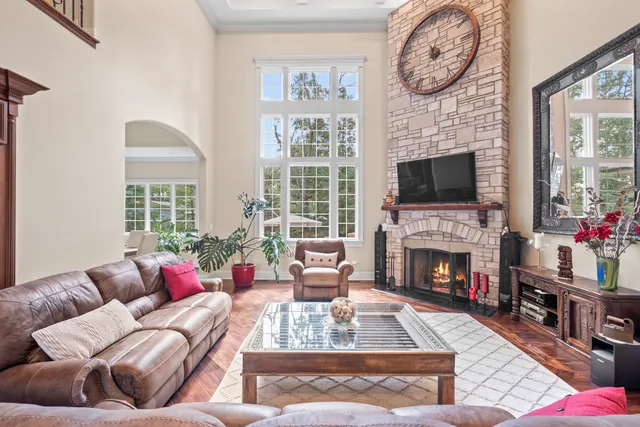 $1,650,000 | 17-w033 87th Street, Willowbrook, IL 60527