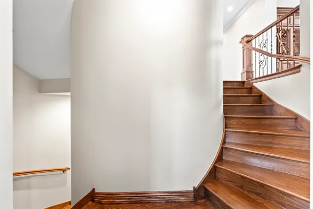 $1,650,000 | 17-w033 87th Street, Willowbrook, IL 60527