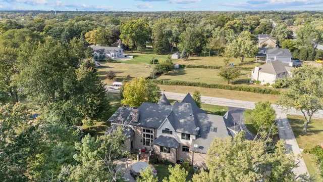 $1,650,000 | 17-w033 87th Street, Willowbrook, IL 60527