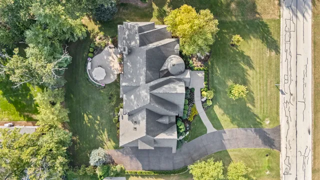 $1,650,000 | 17-w033 87th Street, Willowbrook, IL 60527