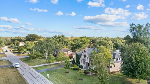 $1,650,000 | 17-w033 87th Street, Willowbrook, IL 60527