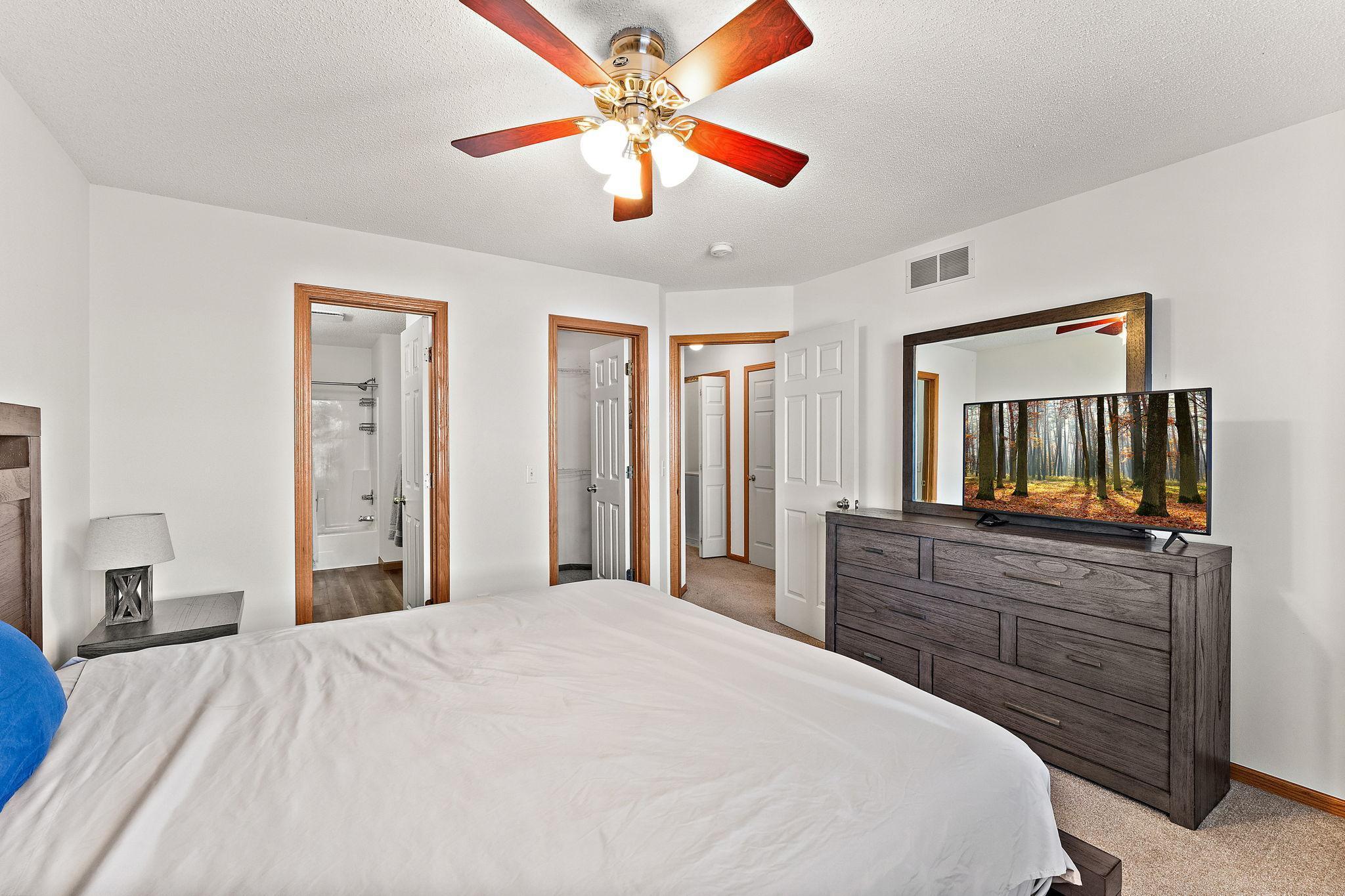 8663 Quarry Ridge Lane, Unit C Woodbury, MN 55125 - Photo 19 of 28