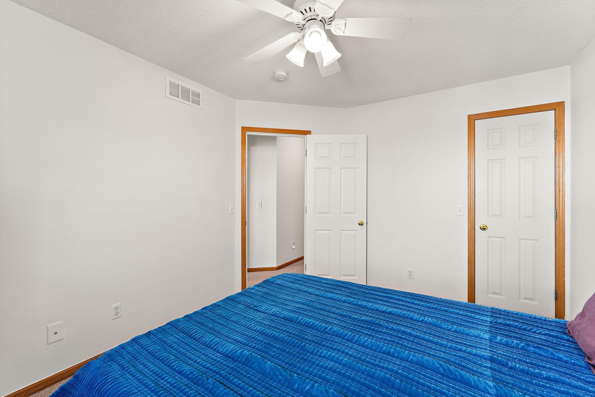 8663 Quarry Ridge Lane, Unit C Woodbury, MN 55125 - Photo 24 of 28