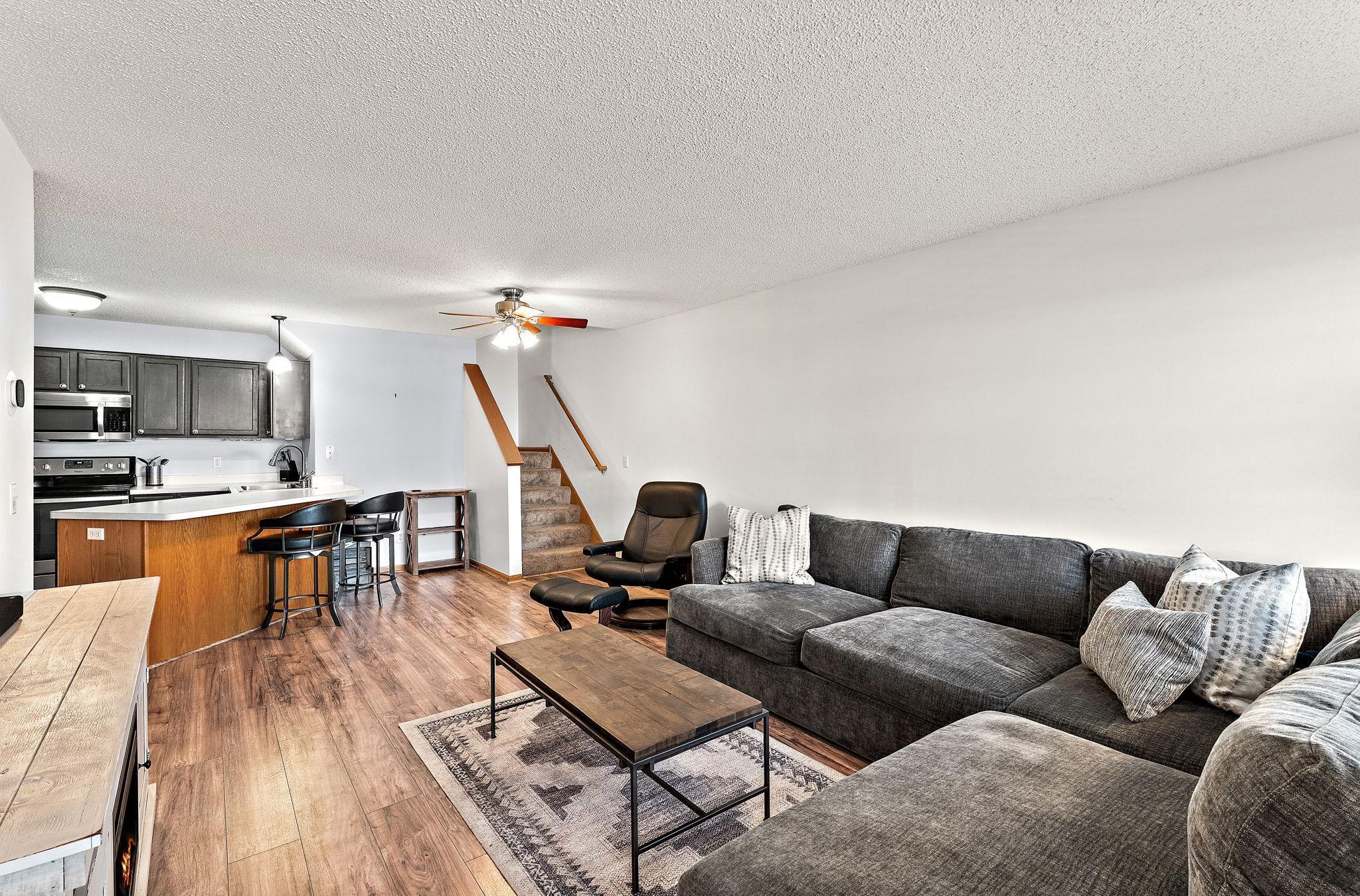 8663 Quarry Ridge Lane, Unit C Woodbury, MN 55125 - Photo 8 of 28