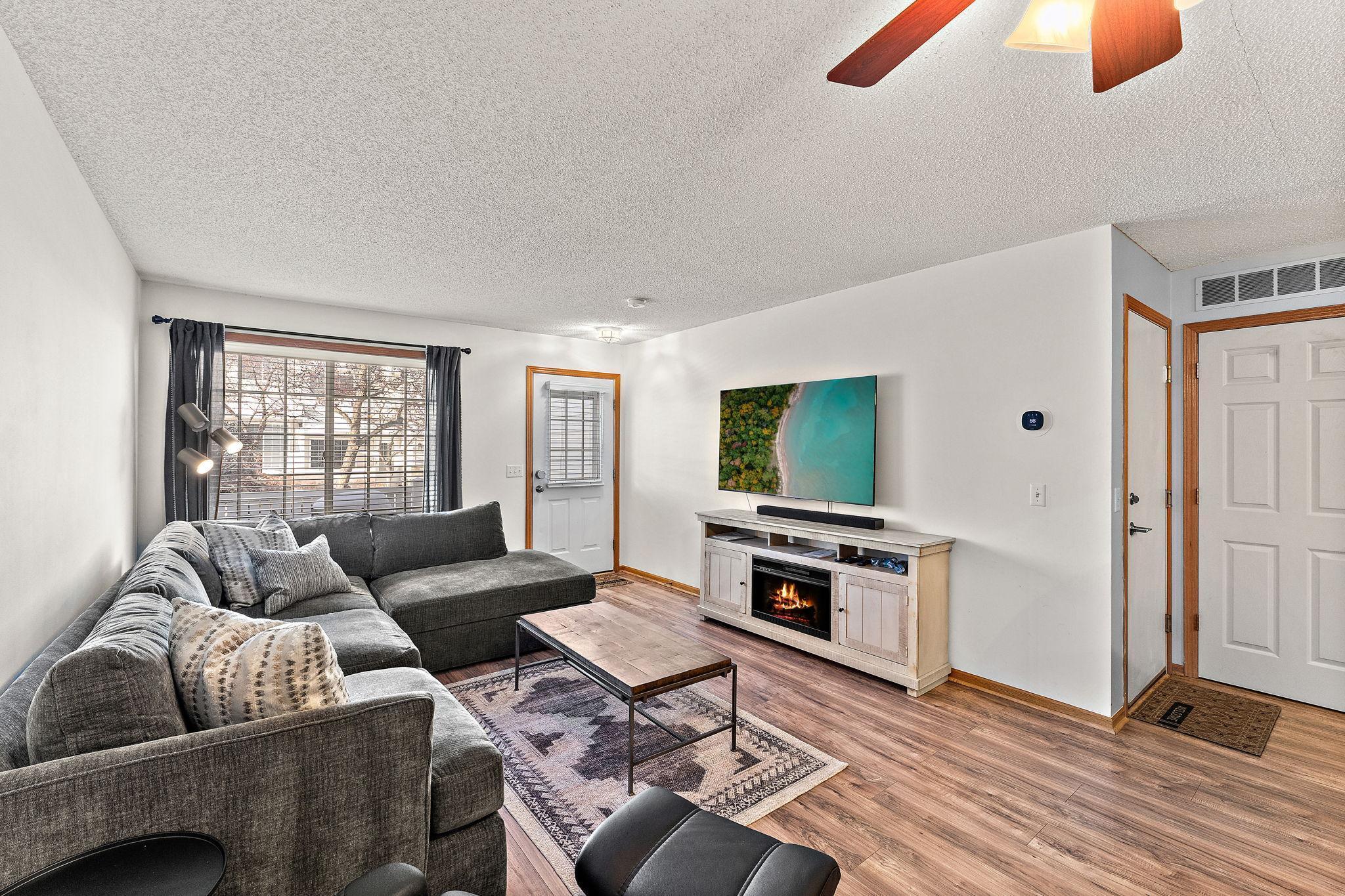 8663 Quarry Ridge Lane, Unit C Woodbury, MN 55125 - Photo 9 of 28