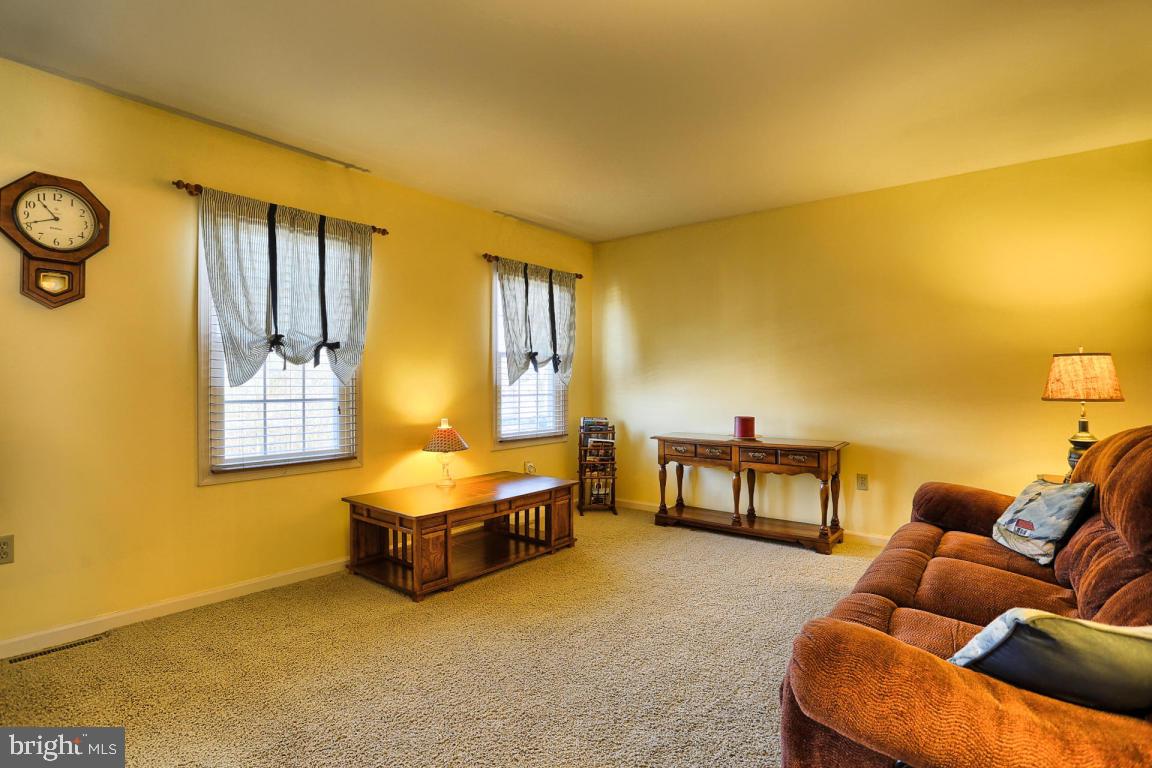 415 Crosswinds Drive Lititz, PA 17543 - Photo 4 of 21 Gallery Image 4