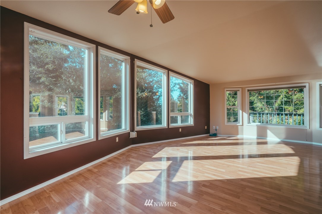 1216 East Blackburn Road Mount Vernon, WA 98274 - Photo 7 of 22 Gallery Image 7
