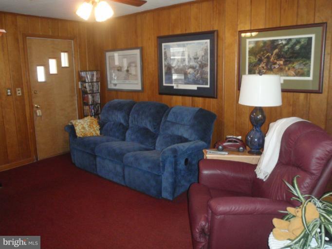 3705 Valley Road Ellicott City, MD 21042 - Photo 13 of 25 Family Room