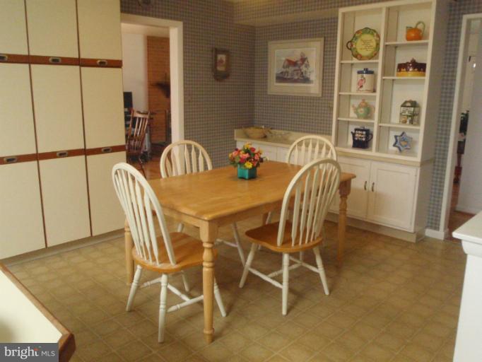 3705 Valley Road Ellicott City, MD 21042 - Photo 17 of 25 Eat-in dining area