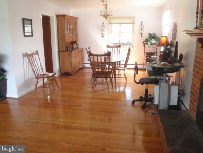 3705 Valley Road Ellicott City, MD 21042 - Photo 3 of 25 Dining Room