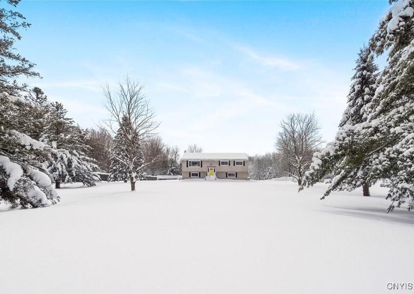 2470 Lamson Road Lysander, NY 13135 - Photo 1 of 33