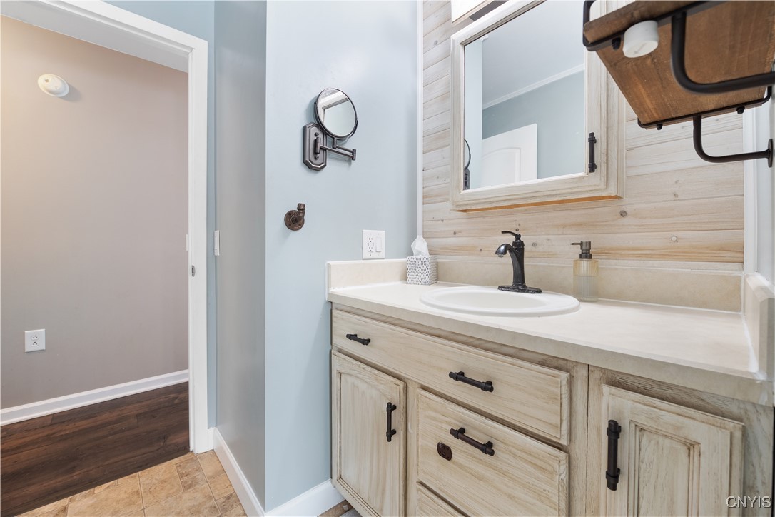 2470 Lamson Road Lysander, NY 13135 - Photo 16 of 33