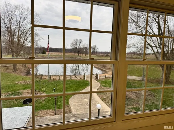$535,000 | 15752 West 400 North, Medaryville, IN 47957