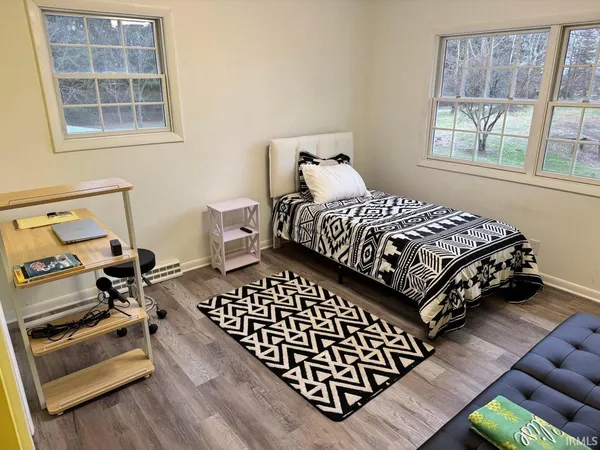 $535,000 | 15752 West 400 North, Medaryville, IN 47957